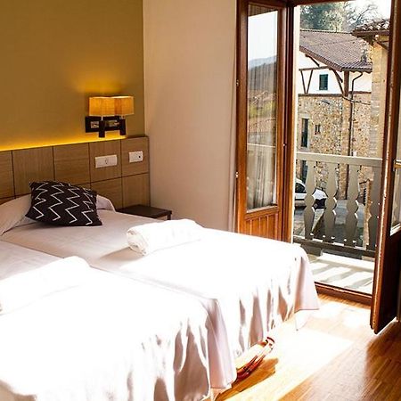 Hotel Valle De Turtzioz Екстер'єр фото